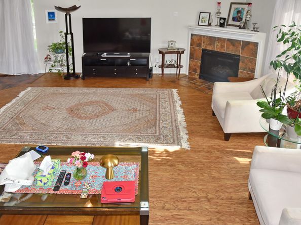 19211 Side Way, Tomball TX 77375