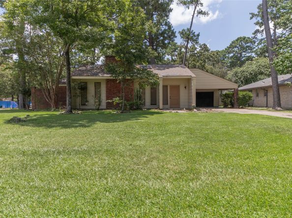 1926 Maple Lakes Drive, Houston TX 77339