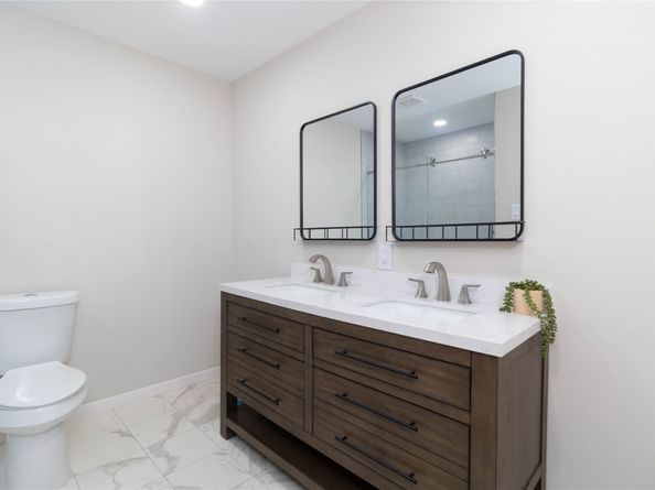 1926 Maple Lakes Drive, Houston TX 77339