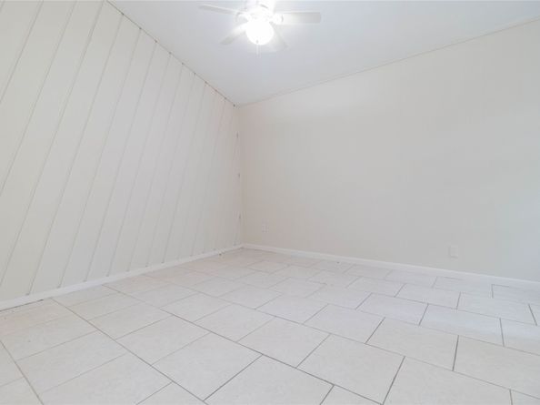 1926 Maple Lakes Drive, Houston TX 77339