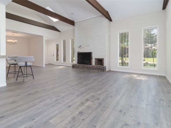 1926 Maple Lakes Drive, Houston TX 77339