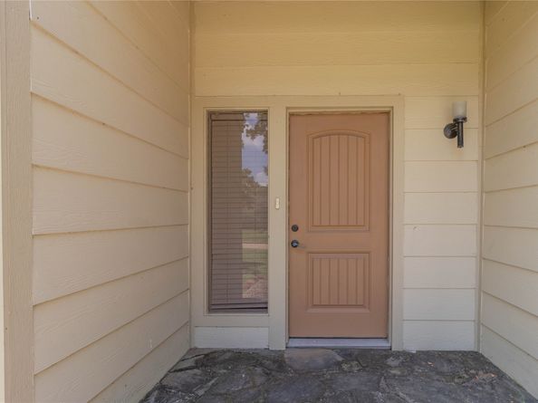 1926 Maple Lakes Drive, Houston TX 77339