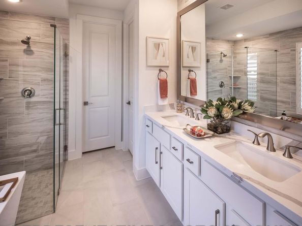 459 Mathis Lake Lane, Conroe TX 77304