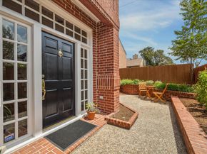 2403 Potomac Drive, Houston TX 77057