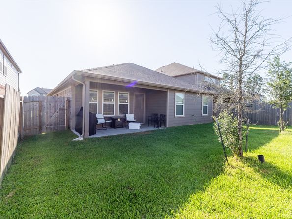 1807 Cypress Canyon Trail, Conroe TX 77301