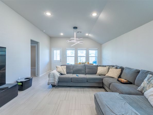 1807 Cypress Canyon Trail, Conroe TX 77301