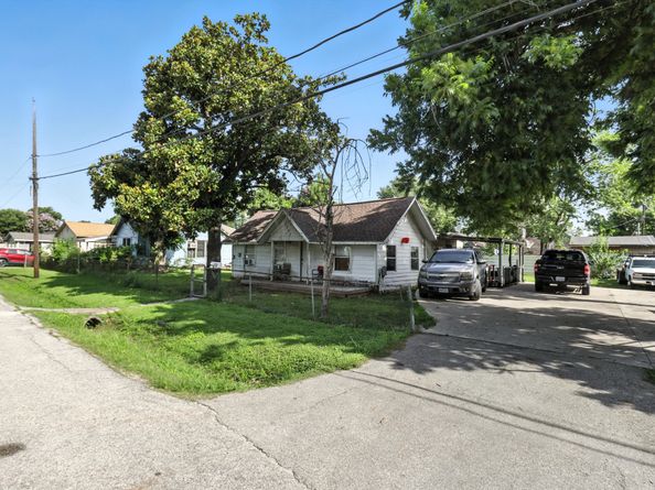 7007 Gonzales Street, Houston TX 77020
