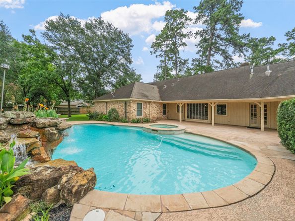27257 Wells Lane, Conroe TX 77385