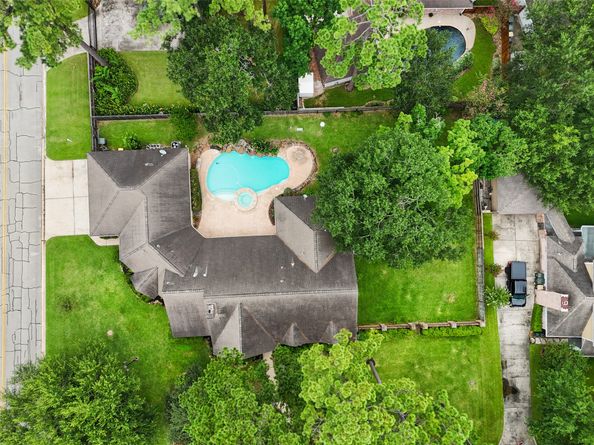 27257 Wells Lane, Conroe TX 77385