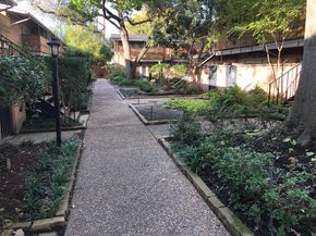 3938 W Alabama Street 10, Houston TX 77027