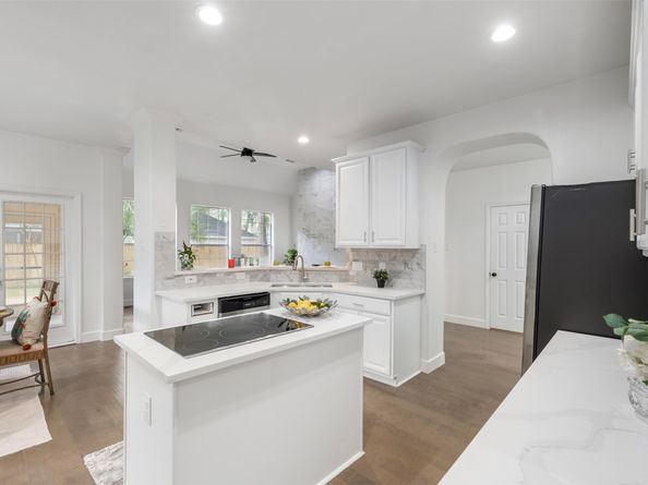 55 Terraglen Dr, Spring TX 77382
