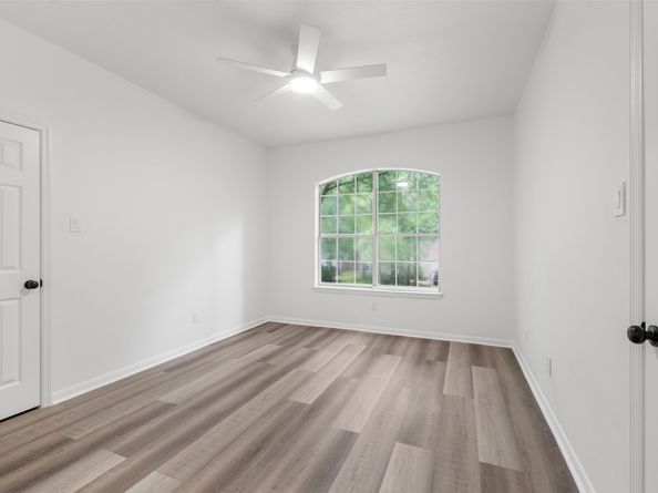 55 Terraglen Dr, Spring TX 77382