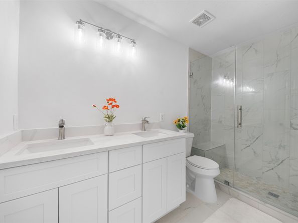 55 Terraglen Dr, Spring TX 77382