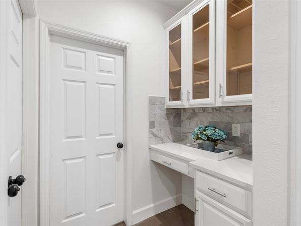55 Terraglen Dr, Spring TX 77382