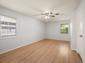 4326 Akard Street, Houston TX 77047