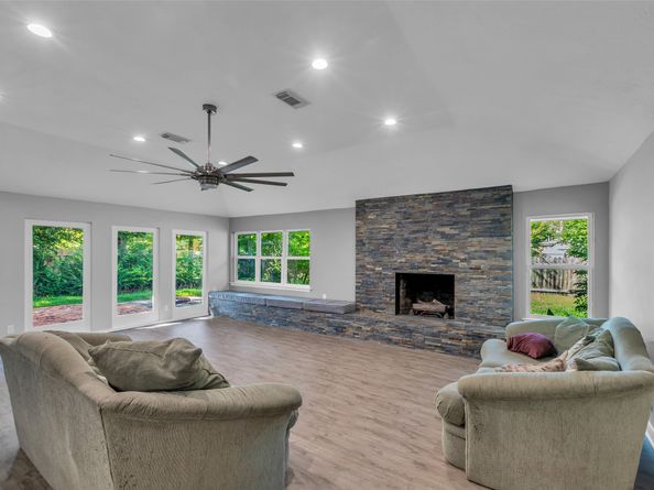 8902 Theysen Drive, Houston TX 77080