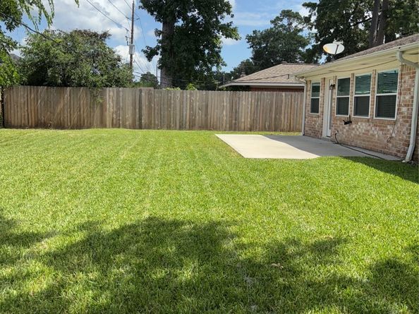 15815 Whipple Tree Drive, Houston TX 77070