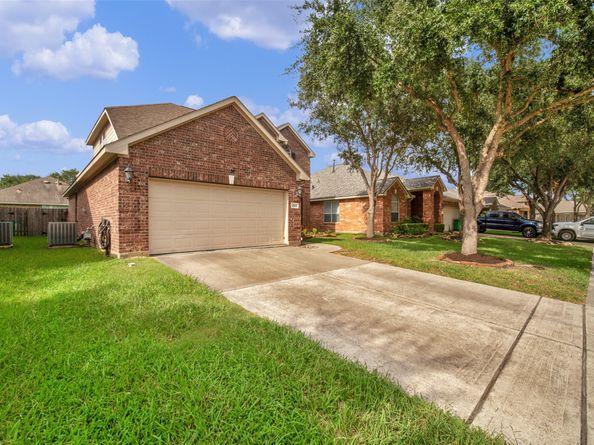 21822 Winsome Rose Court, Cypress TX 77433