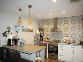 7044 Comanche Trail, Austin TX 78732