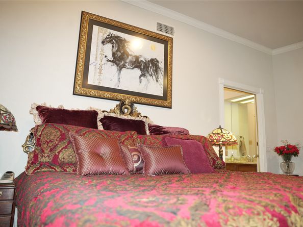 7044 Comanche Trail, Austin TX 78732