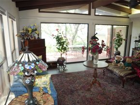 7044 Comanche Trail, Austin TX 78732
