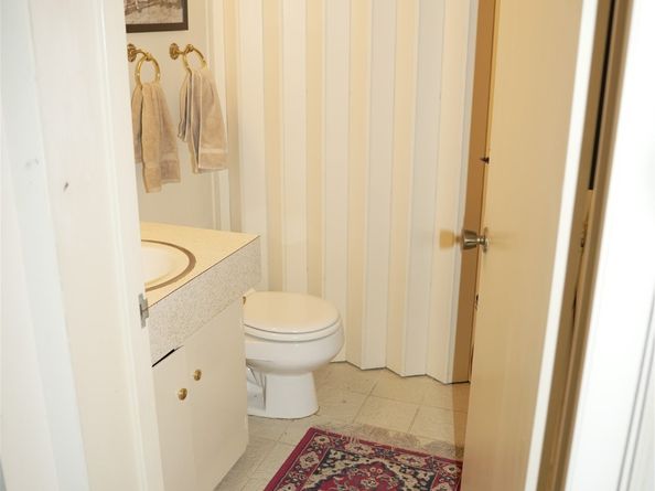7044 Comanche Trail, Austin TX 78732