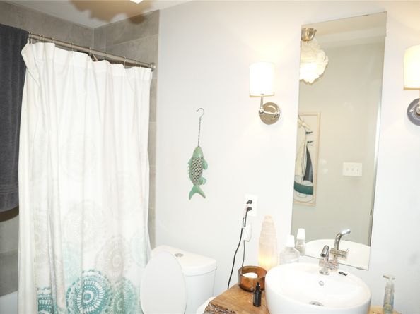 7044 Comanche Trail, Austin TX 78732