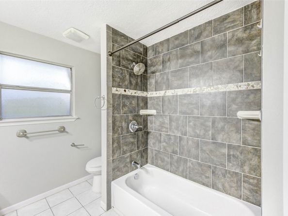 17043 Coachmaker Drive, Friendswood TX 77546