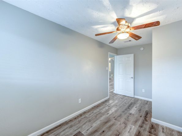 17043 Coachmaker Drive, Friendswood TX 77546