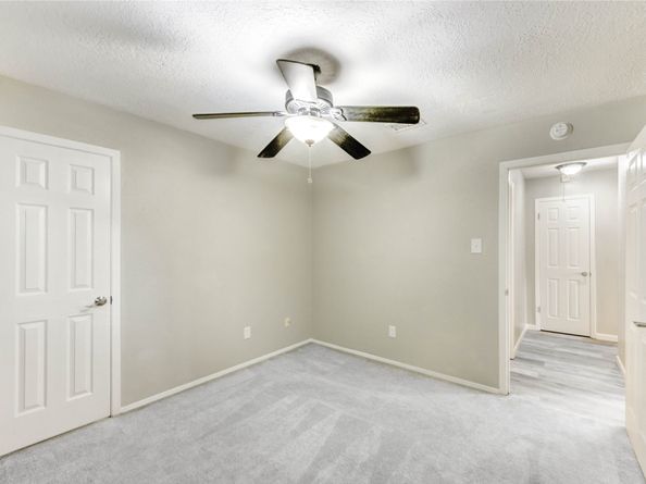 17043 Coachmaker Drive, Friendswood TX 77546