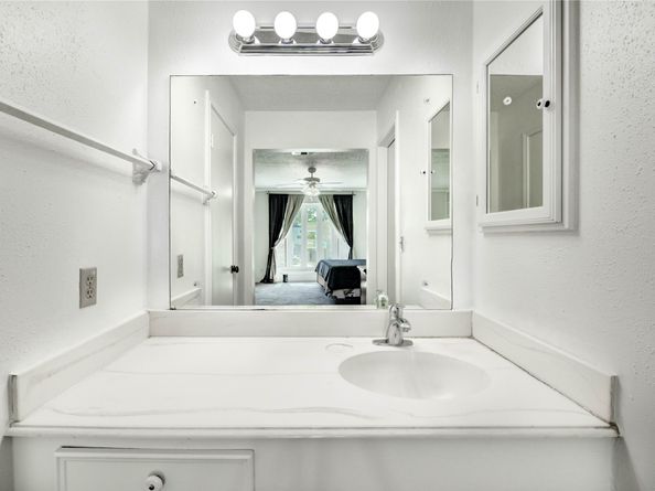 12327 Meadowhollow Drive, Meadows Place TX 77477