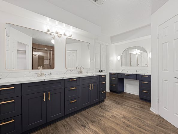3211 Lost Hollow Drive, Houston TX 77339
