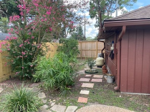 2310 Brooktree Drive, Houston TX 77008