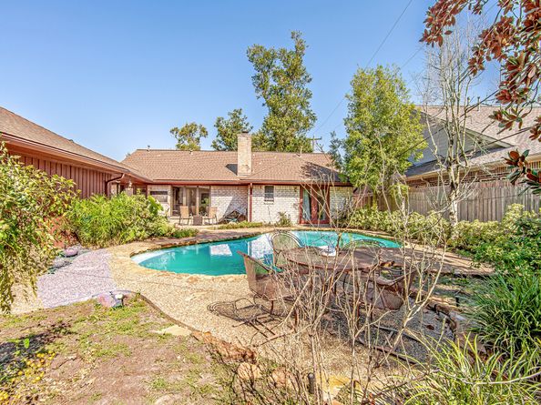 2310 Brooktree Drive, Houston TX 77008
