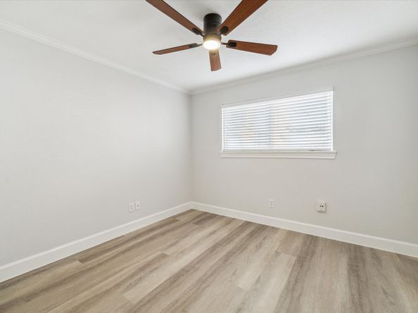 5542 Holly Street 205, Houston TX 77081