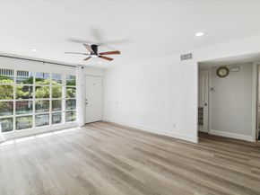 5542 Holly Street 205, Houston TX 77081