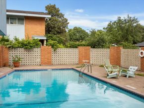 5542 Holly Street 205, Houston TX 77081