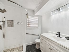 5542 Holly Street 205, Houston TX 77081