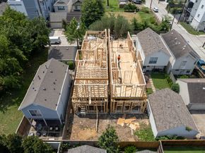 1016 Ruthven Street B, Houston TX 77019