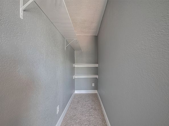 5822 Shurmard Drive, Houston TX 77092