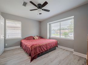 5822 Shurmard Drive, Houston TX 77092