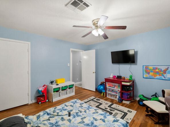 520 Turner Street, Conroe TX 77301