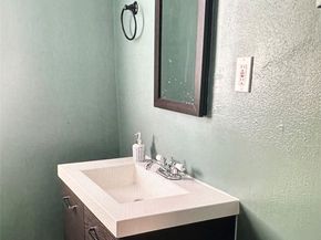 2103 Hardy Street, Houston TX 77026