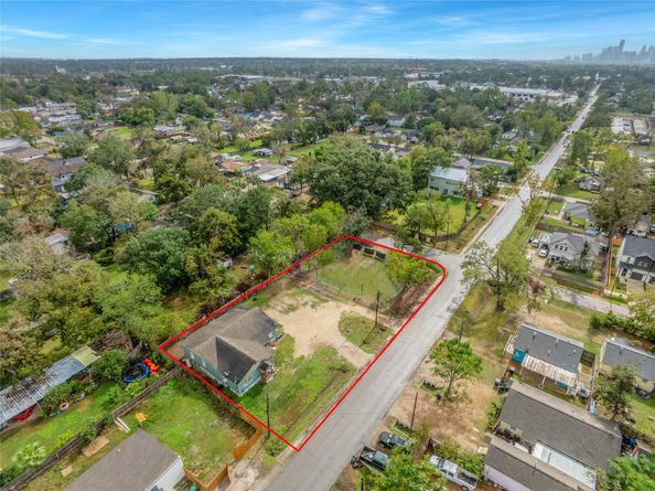 7206 Helmers Street A, Houston TX 77022