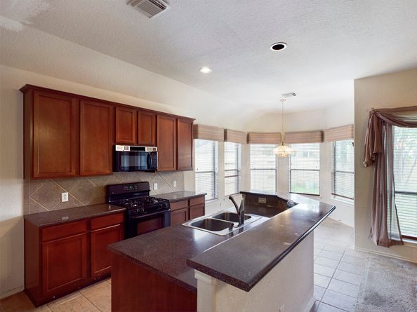2306 Caroline Park Ln, Spring TX 77386