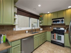 203 8th, Newport Beach CA 92661