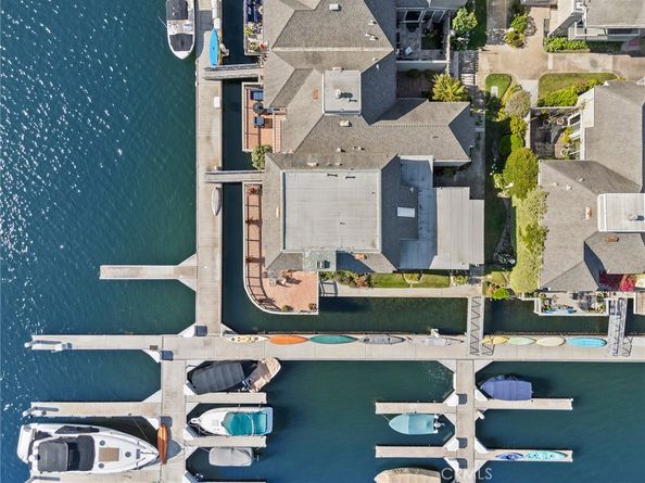 16445 Wimbledon Lane, Huntington Beach CA 92649