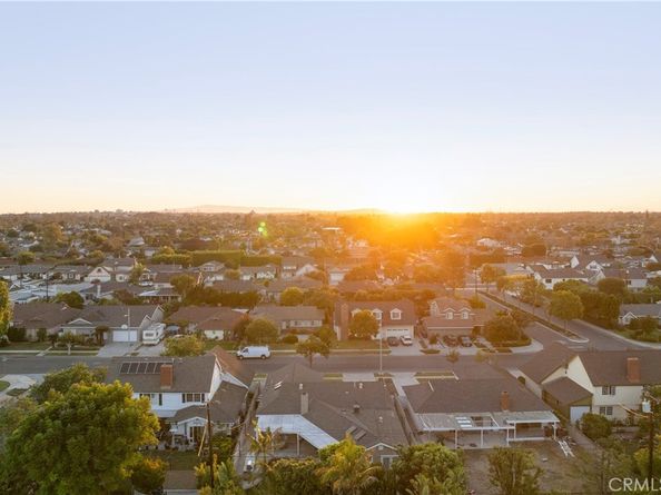 11772 Pine Street, Los Alamitos CA 90720