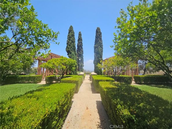 2 Tarascon, Newport Coast CA 92657