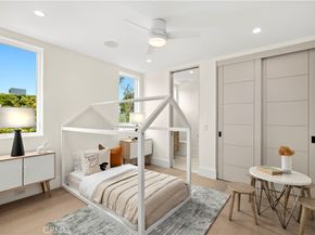 516 Larkspur Avenue, Corona Del Mar CA 92625